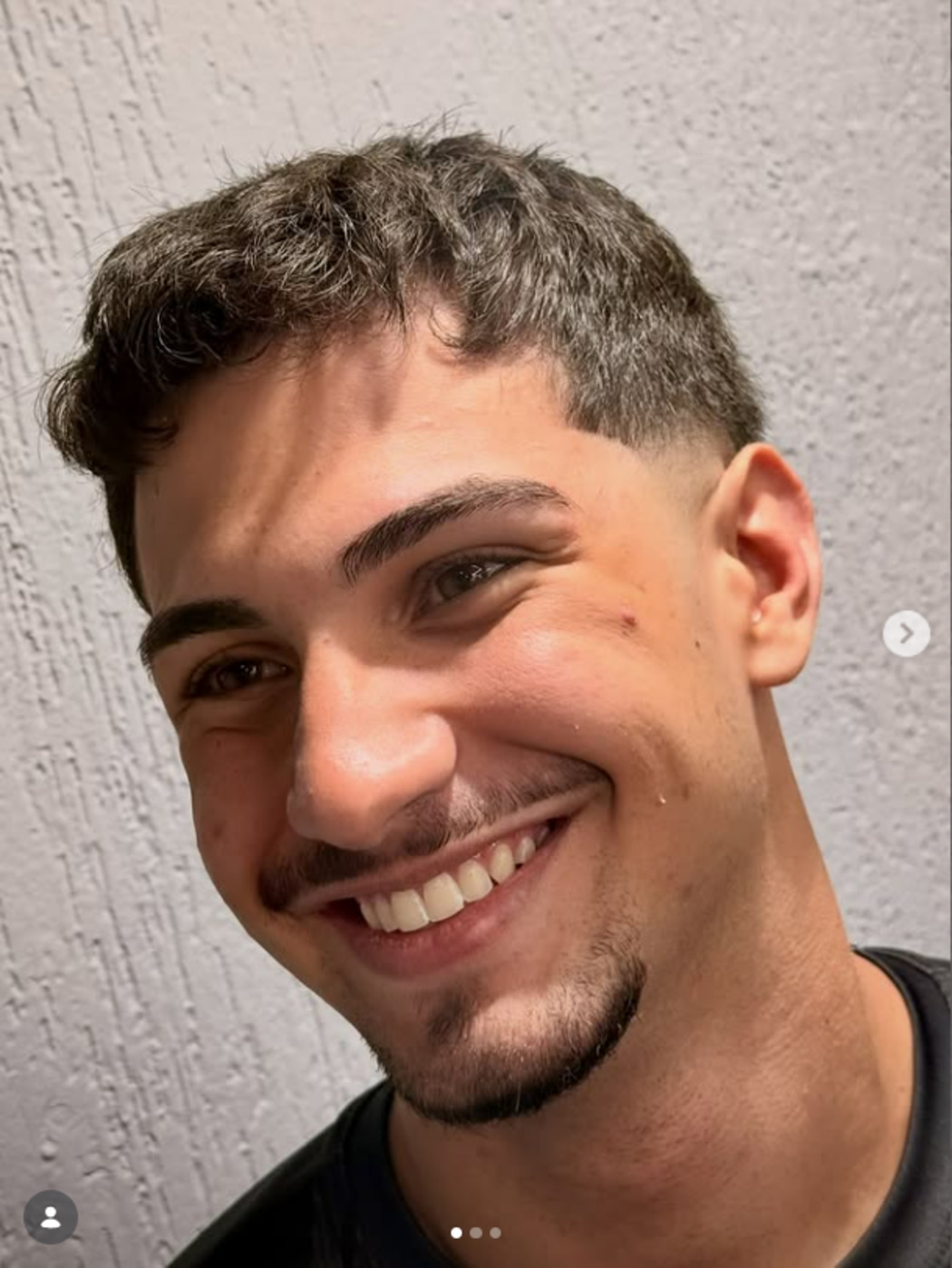 Corte masculino feito pela Barbearia Teles